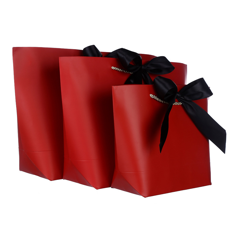  Sacs-cadeaux d'emballage en papier rouge de mode en gros, sacs à provisions de festival
