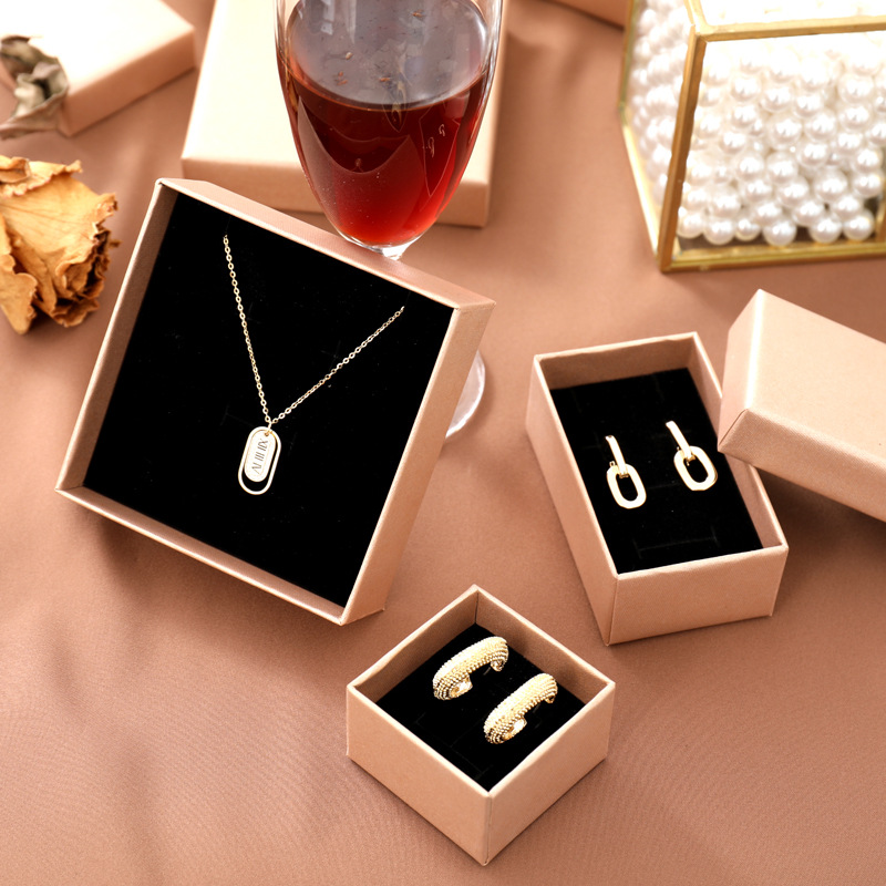 Boîte-cadeau de bijoux d'emballage de papier de luxe d'impression de logo personnalisé d'usine de la Chine